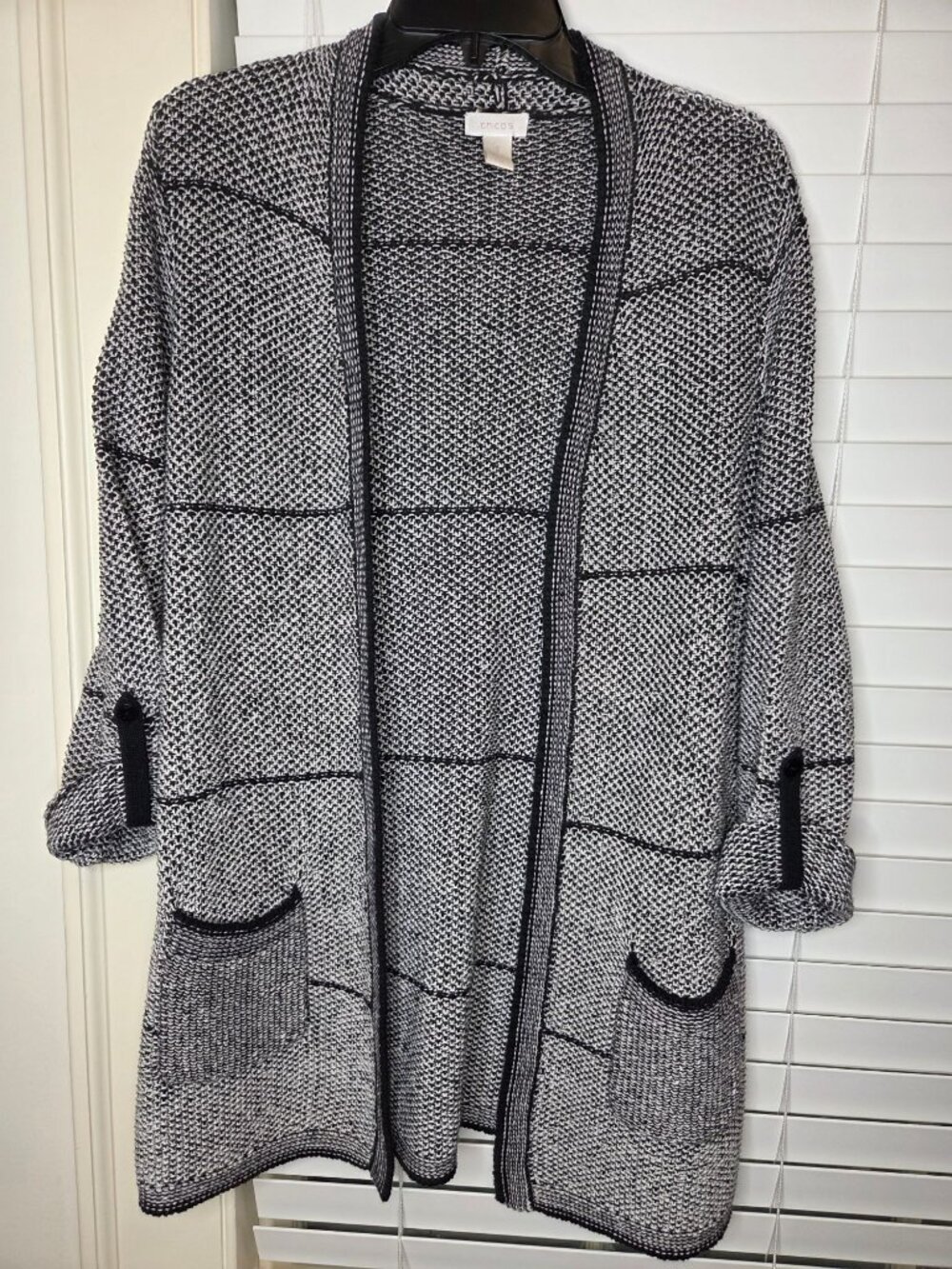 Chicos Black & White Open Front Cardigan Sweater Pockets Med Textured